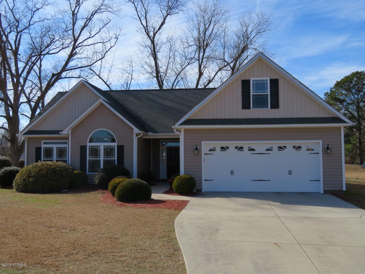 105 Jones Farm Road New Bern, NC 28560 - Photo 1 of 39 105 Jones Farm Rd