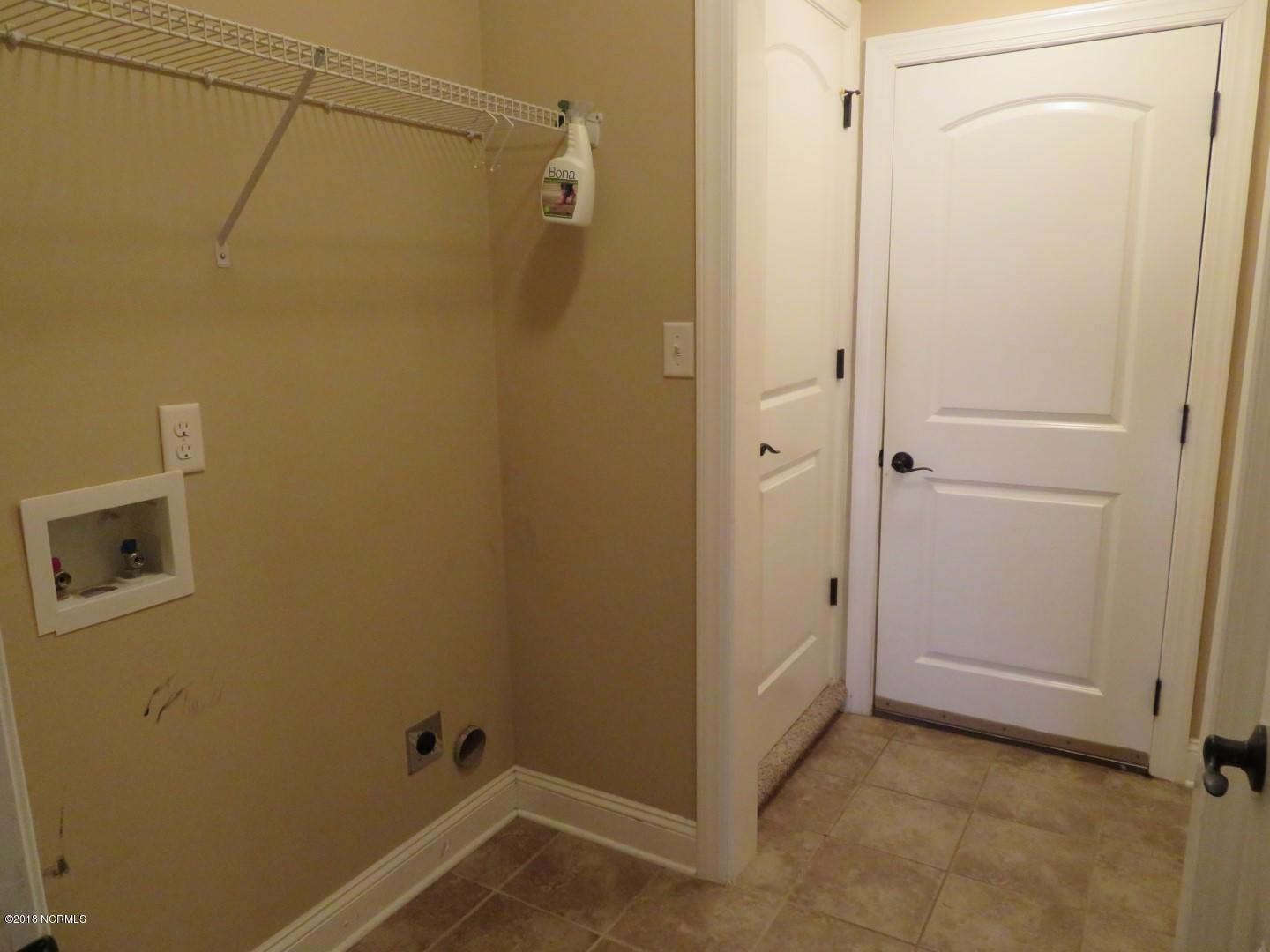 105 Jones Farm Road New Bern, NC 28560 - Photo 23 of 39 Laundry Room
