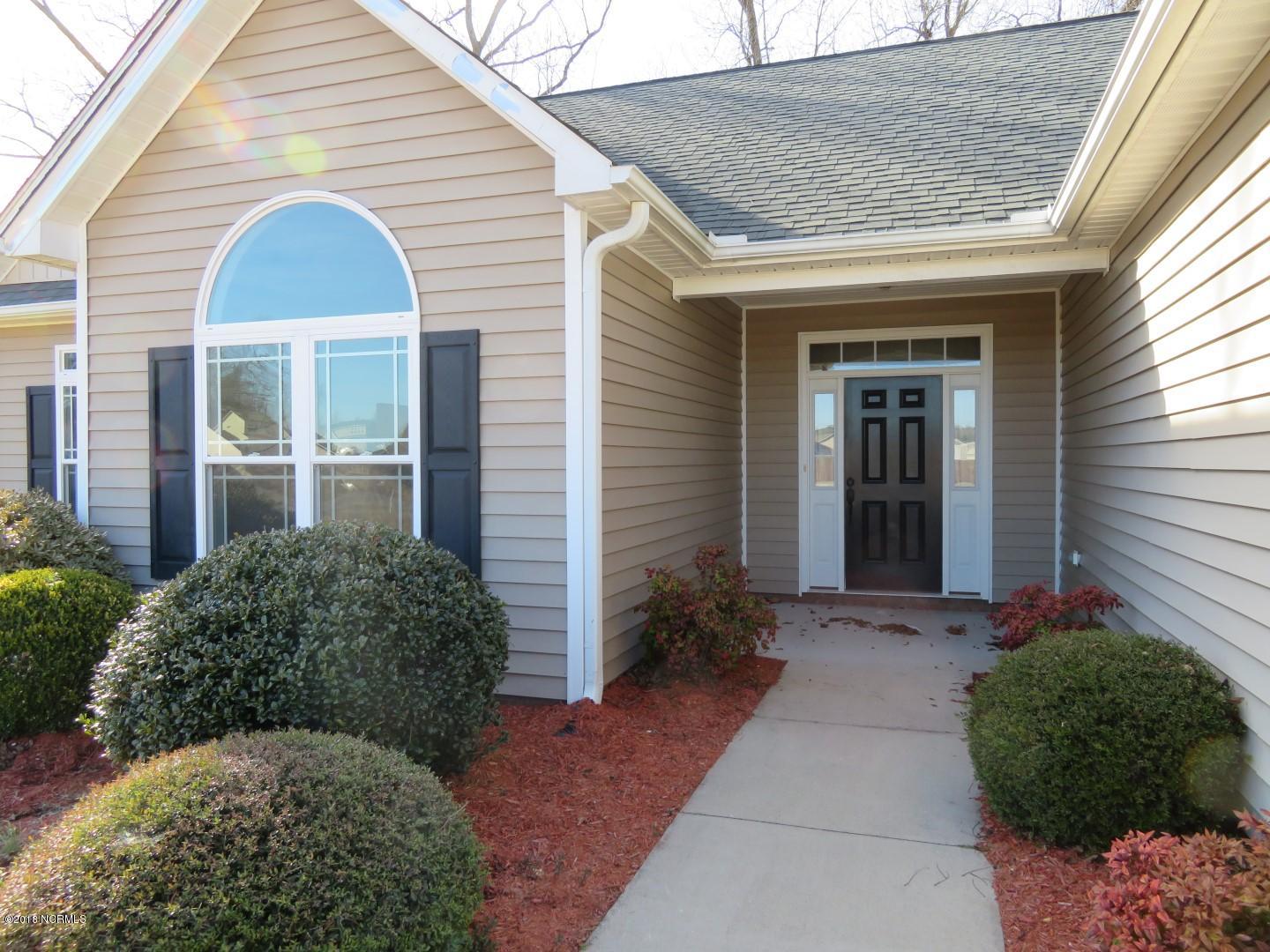 105 Jones Farm Road New Bern, NC 28560 - Photo 29 of 39 Covered Entry