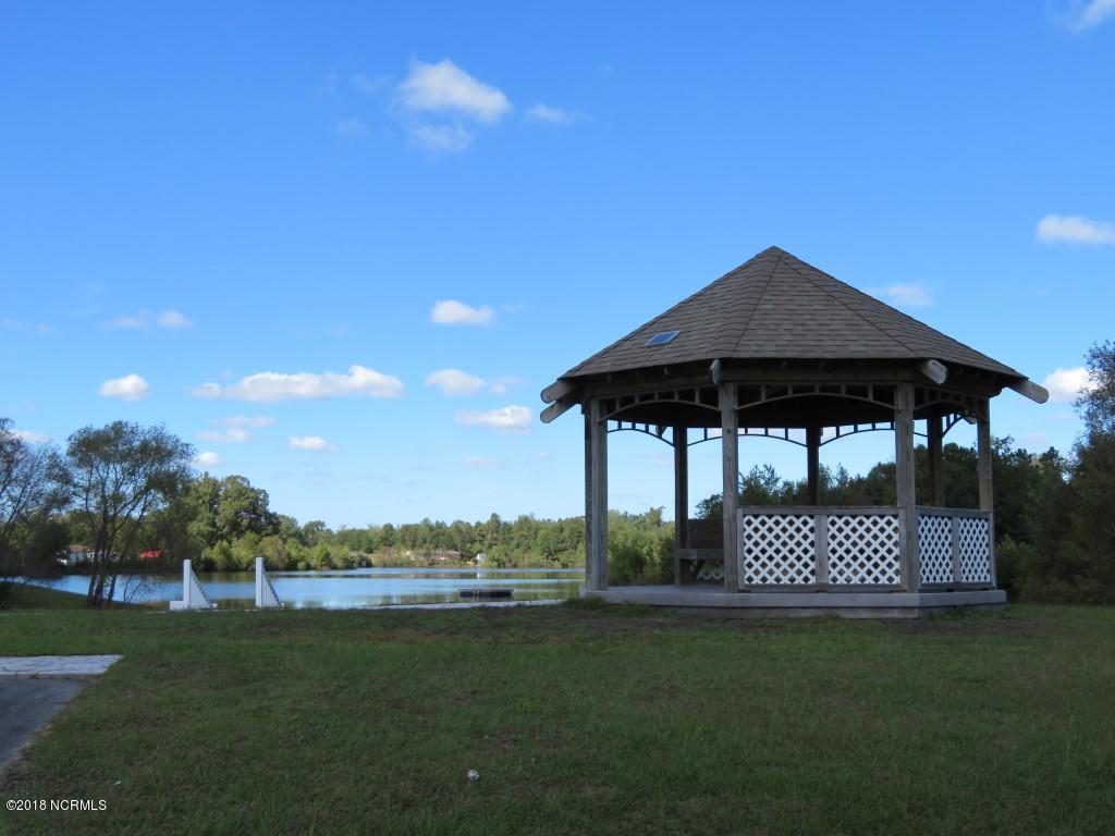 105 Jones Farm Road New Bern, NC 28560 - Photo 33 of 39 Community Gazebo
