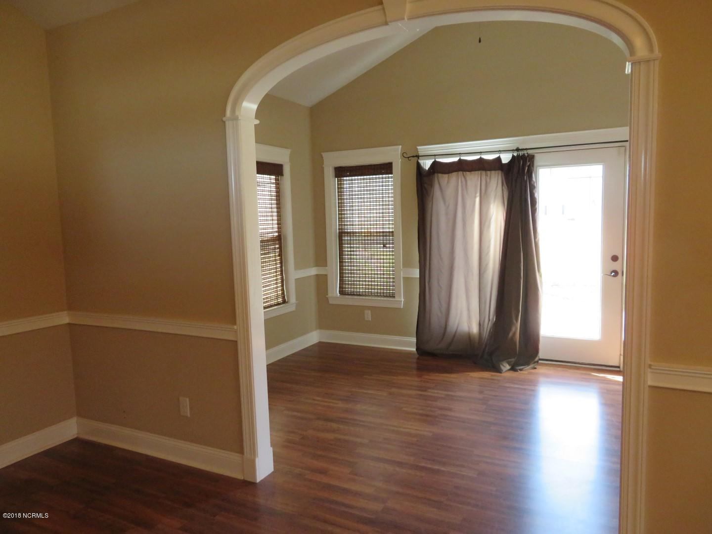 105 Jones Farm Road New Bern, NC 28560 - Photo 8 of 39 Living Room to Sun Room