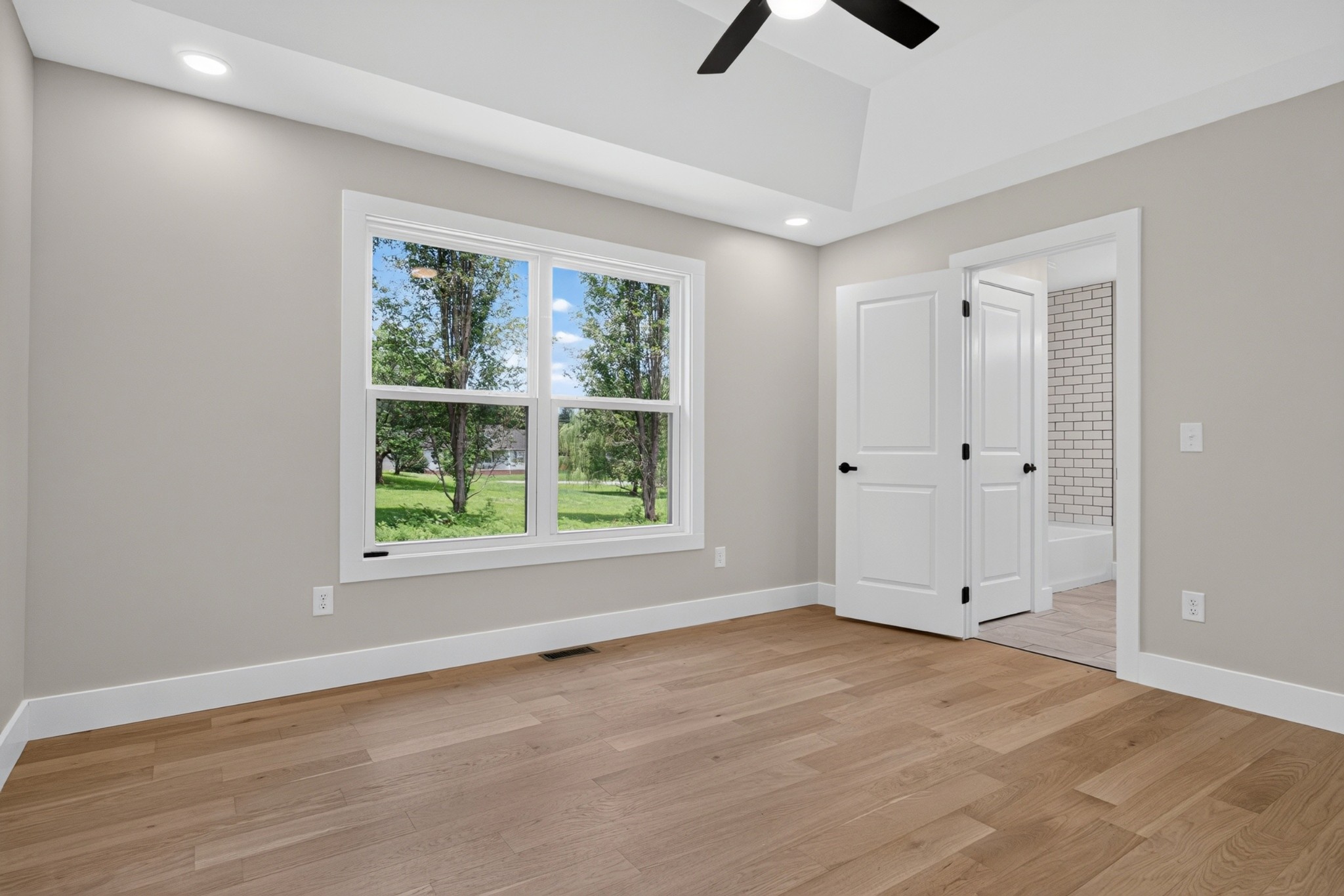 215 James Holman Road Sparta, TN 38583 - Photo 14 of 38