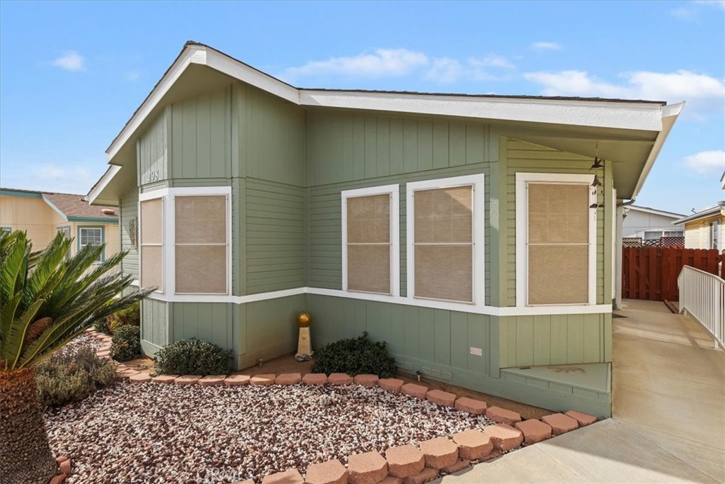 27250 Murrieta Road, Unit 298 Menifee, CA 92586 - Photo 6 of 54 a front view of a house