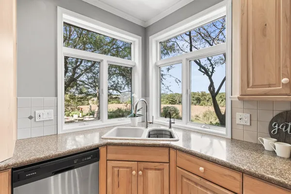 $525,000 | 414 Clearview Court, Janesville, WI 53548