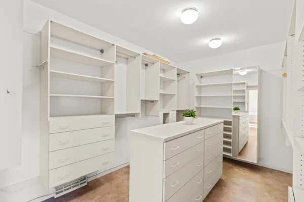 $525,000 | 414 Clearview Court, Janesville, WI 53548