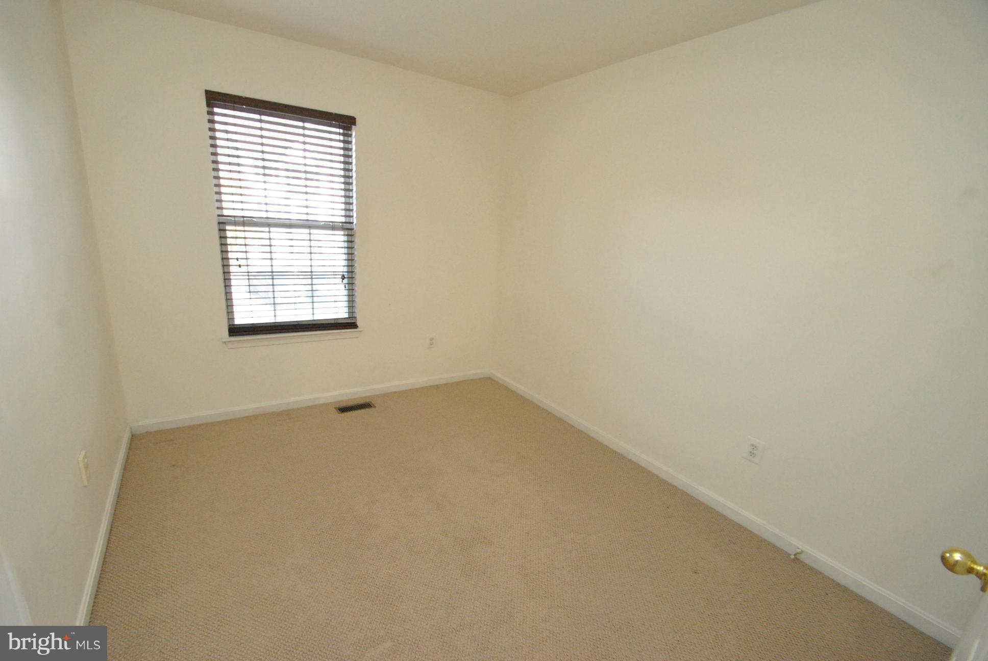 6604 Ridgeborne Drive Baltimore, MD 21237 - Photo 15 of 23 3RD BEDROOM