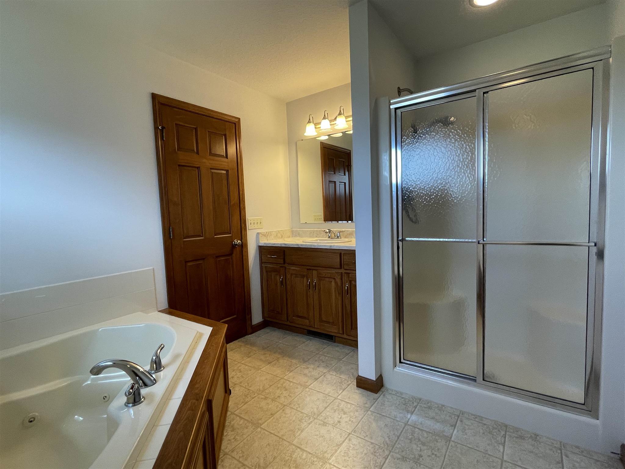 2009 Falcon Ridge Court Fort Wayne, IN 46845 - Photo 18 of 35
