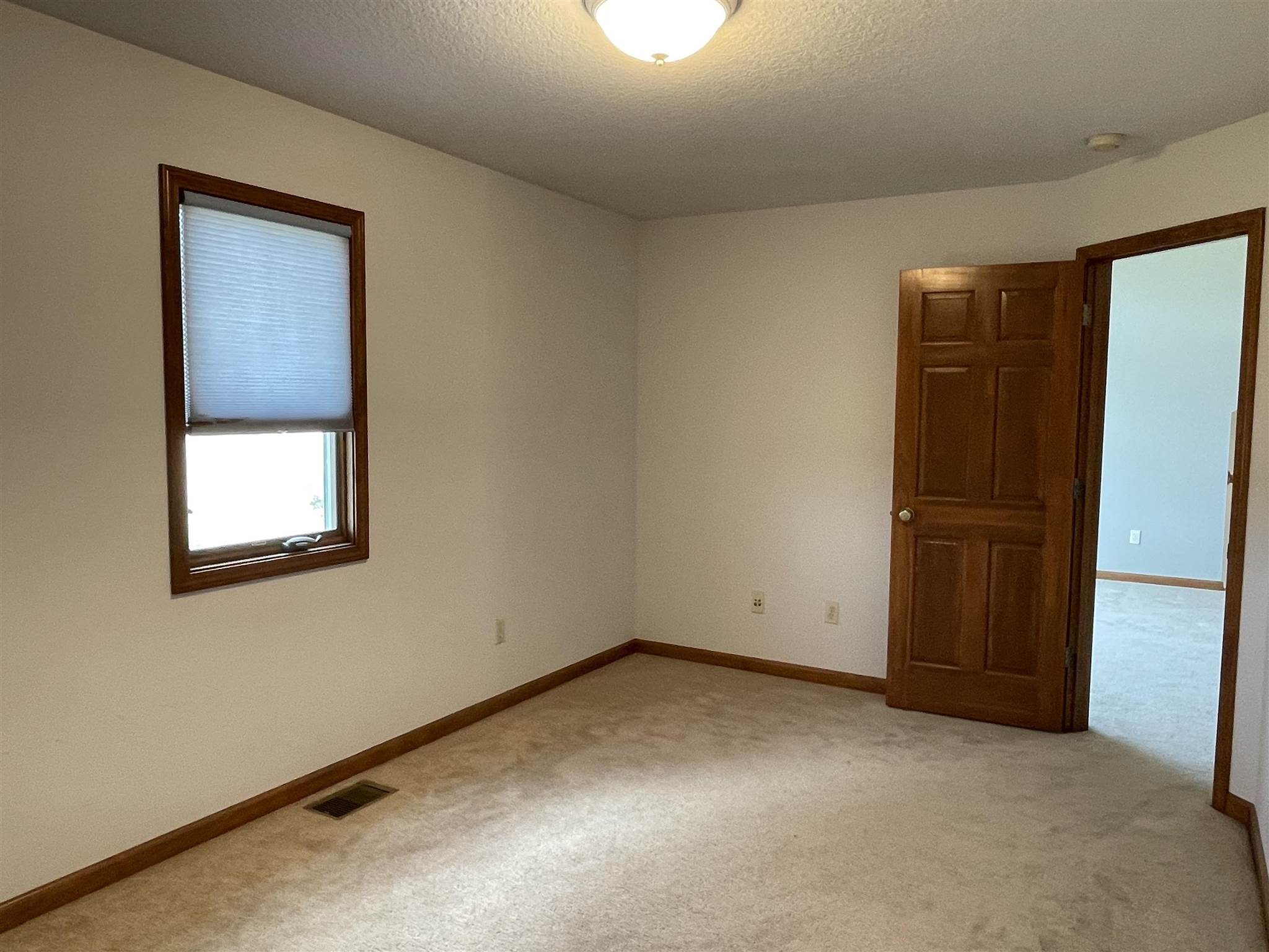 2009 Falcon Ridge Court Fort Wayne, IN 46845 - Photo 24 of 35