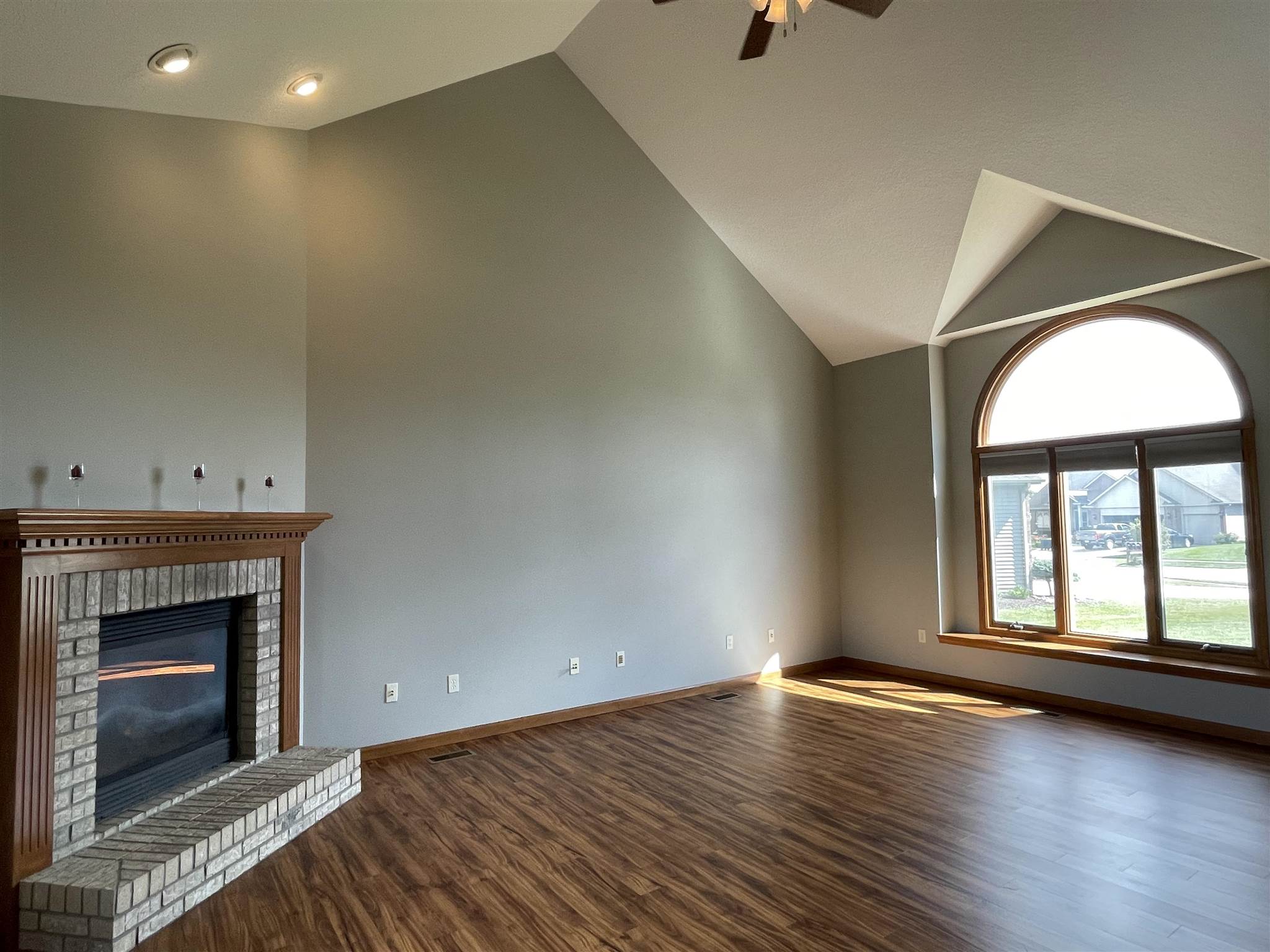 2009 Falcon Ridge Court Fort Wayne, IN 46845 - Photo 8 of 35