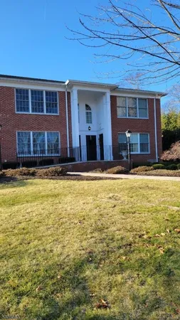 $2,700 | 15 Wilmer Street, Unit 23, Madison, NJ 07940
