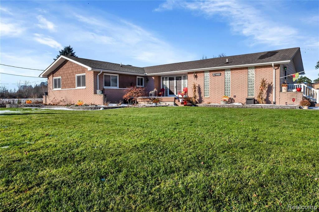 37461 25 Mile Road Chesterfield, MI 48047 - Photo 1 of 34