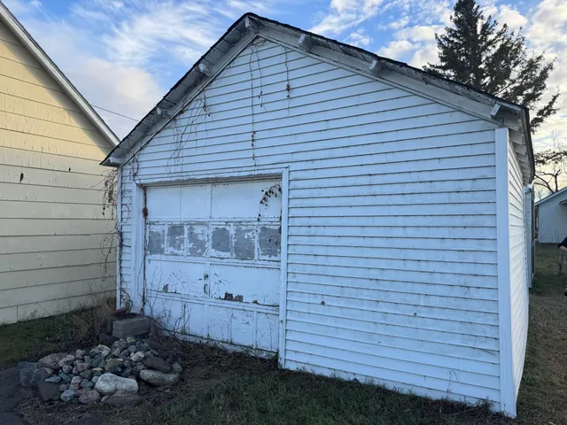 $119,900 | 813 4th Street Southeast, Bemidji, MN 56601