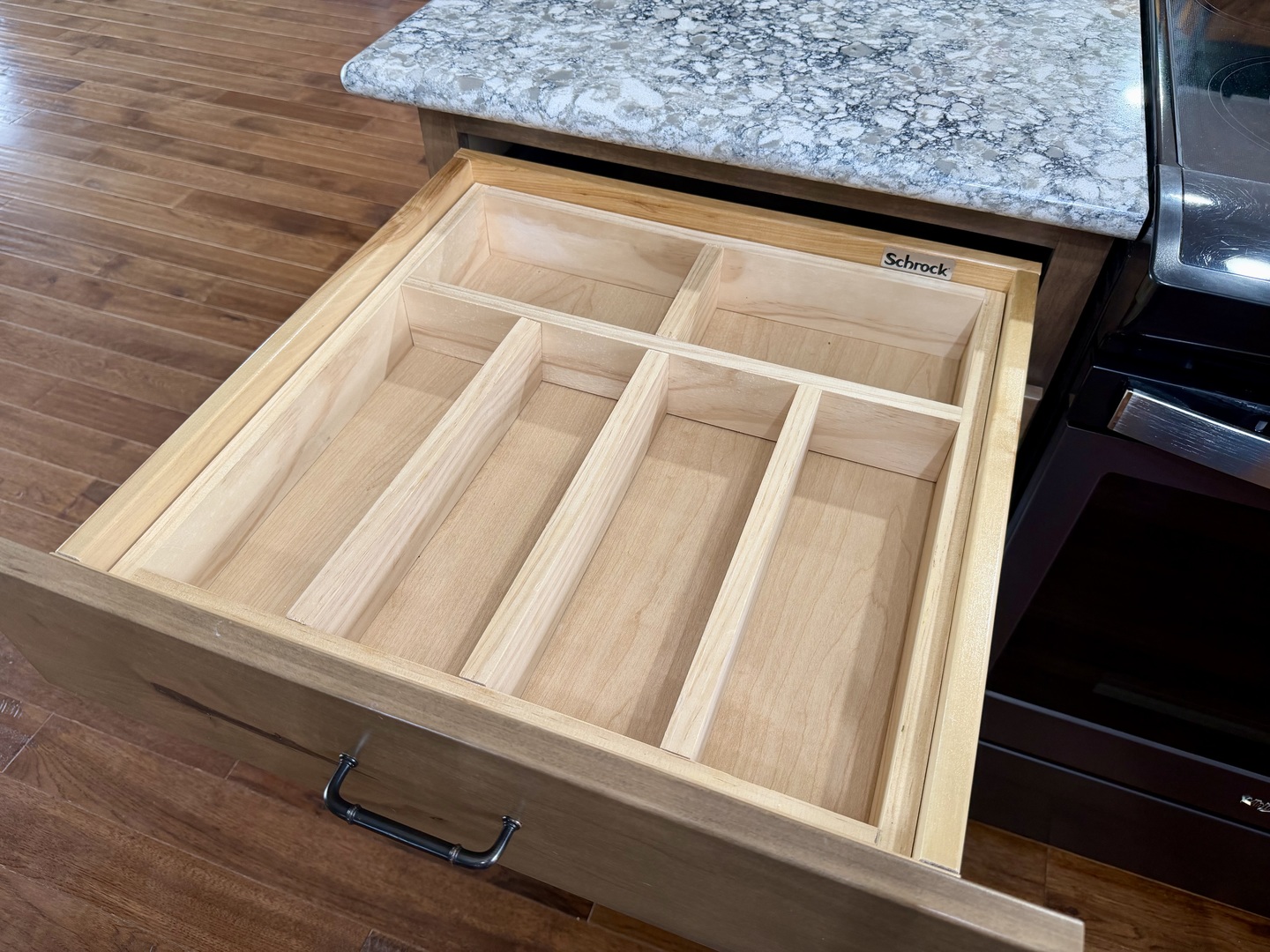 702 South Grant Street Clinton, IL 61727 - Photo 11 of 33