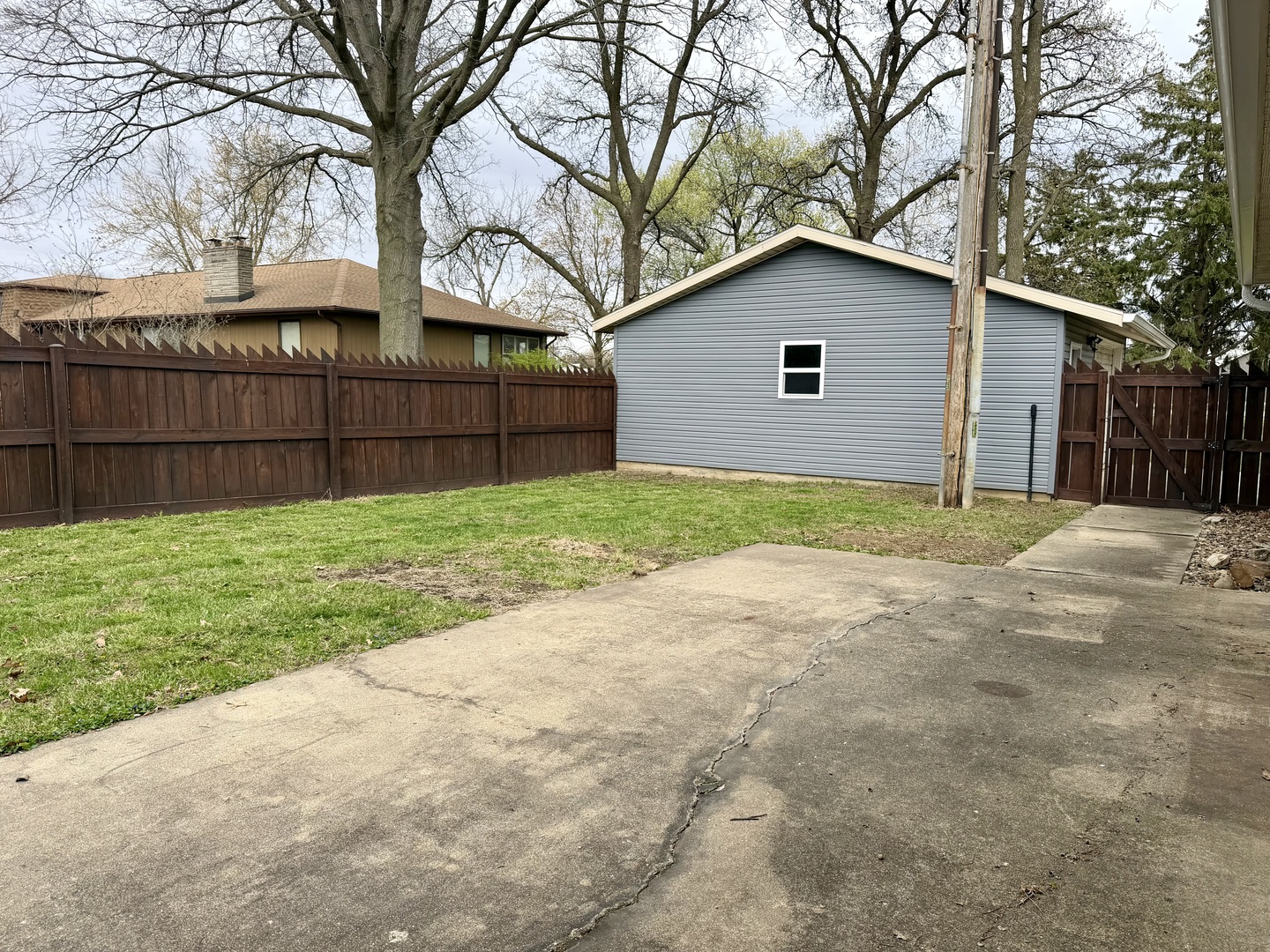 702 South Grant Street Clinton, IL 61727 - Photo 15 of 33