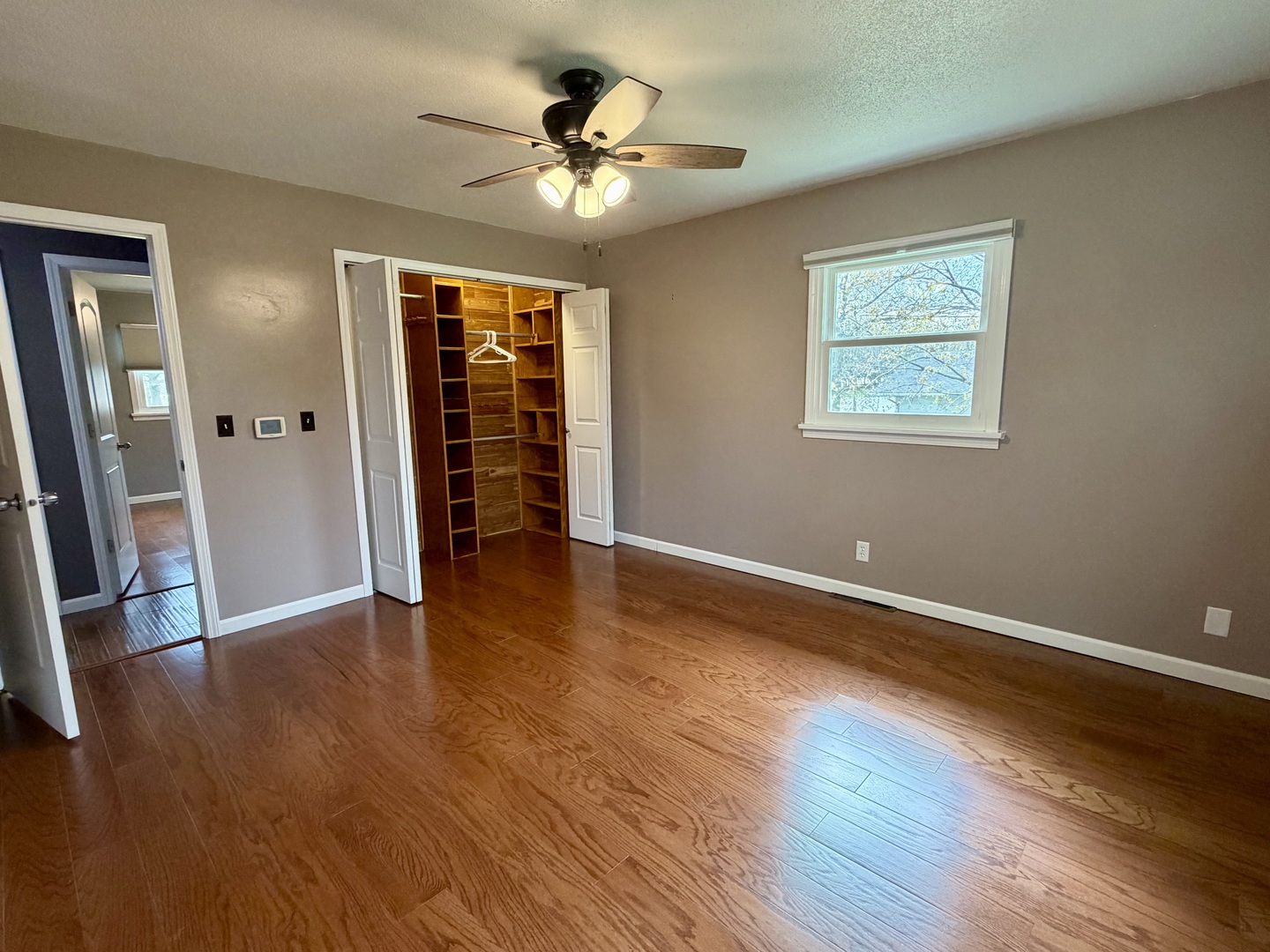 702 South Grant Street Clinton, IL 61727 - Photo 21 of 33