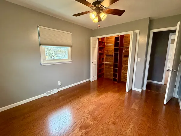 $259,000 | 702 South Grant Street, Clinton, IL 61727