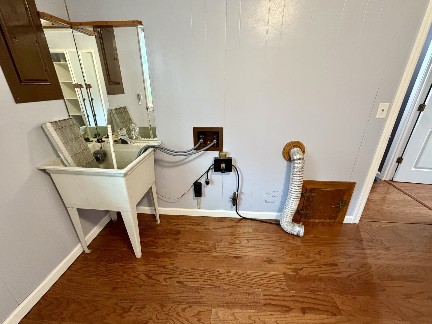 702 South Grant Street Clinton, IL 61727 - Photo 30 of 33