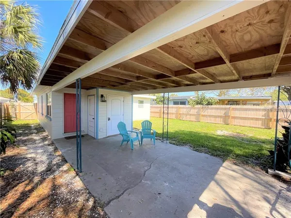 $1,999 | 2334 38th Avenue North, St. Petersburg, FL 33713