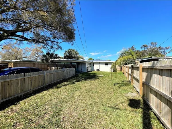 $1,999 | 2334 38th Avenue North, St. Petersburg, FL 33713