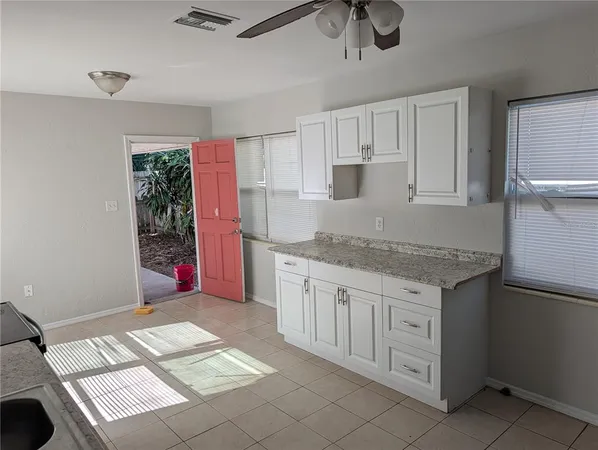 $1,999 | 2334 38th Avenue North, St. Petersburg, FL 33713