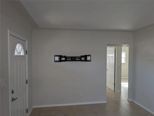 $1,999 | 2334 38th Avenue North, St. Petersburg, FL 33713