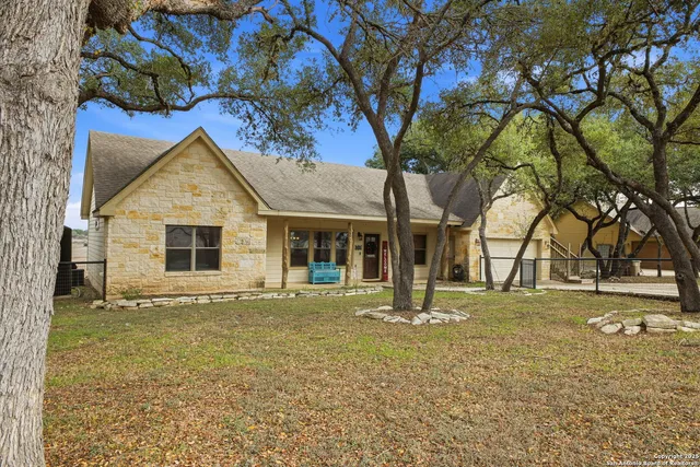 $575,000 | 875 Cypress Pass Road, Spring Branch, TX 78070