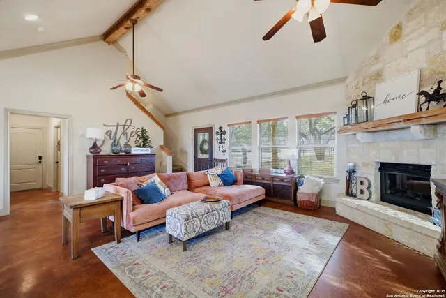 $575,000 | 875 Cypress Pass Road, Spring Branch, TX 78070