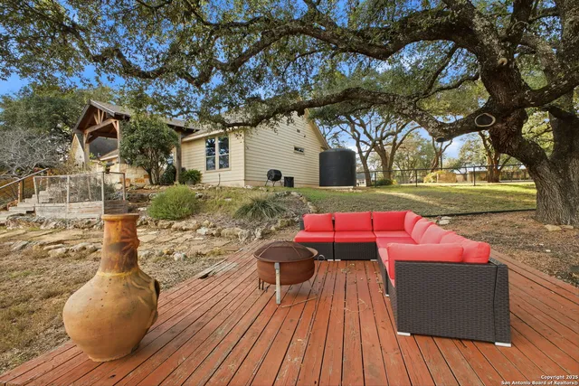 $575,000 | 875 Cypress Pass Road, Spring Branch, TX 78070