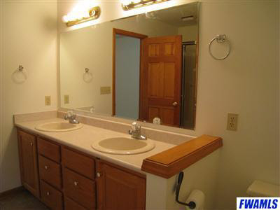512 Ridge Hill Place Fort Wayne, IN 46804 - Photo 11 of 18