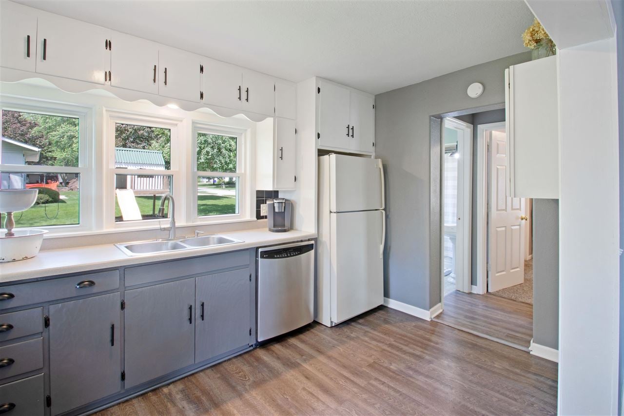 801 3rd Street Kalona, IA 52247 - Photo 8 of 26 Gallery Image 8