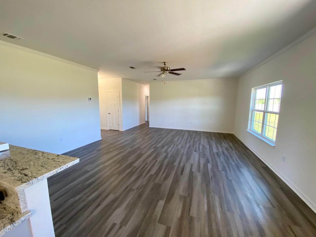 28 Meadow Path Circle Picayune, MS 39466 - Photo 8 of 19 Meadow Path 3