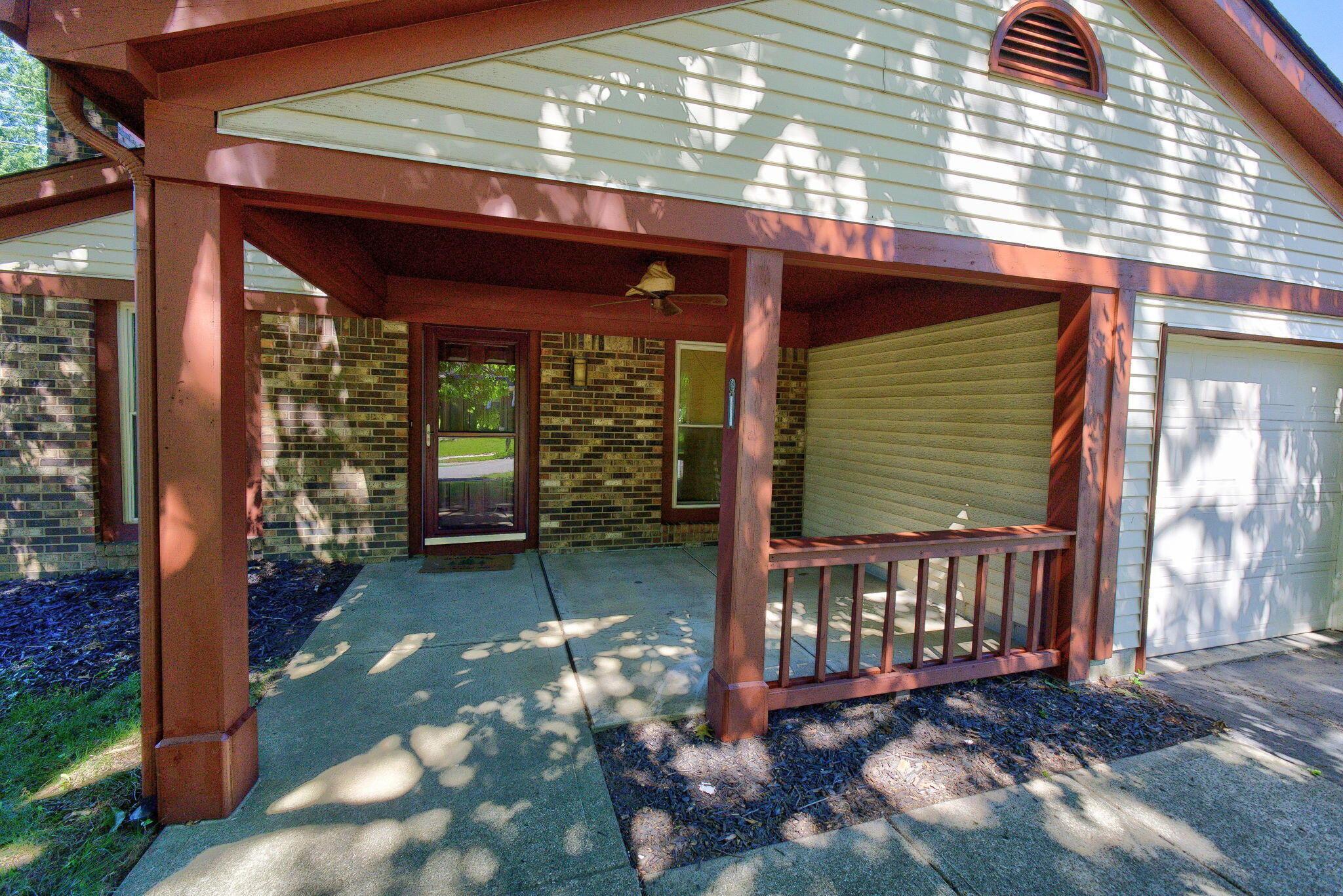 6349 Emberwood Road Dublin, OH 43017 - Photo 2 of 38