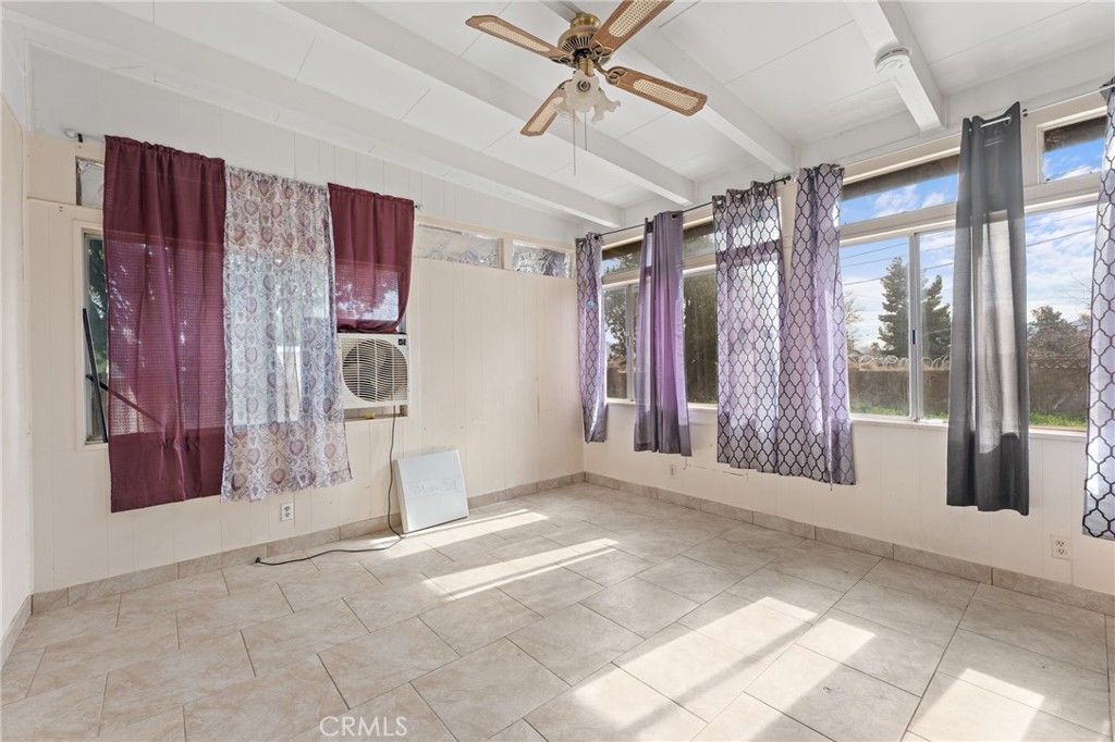 13755 Lakota Road Apple Valley, CA 92307 - Photo 11 of 21