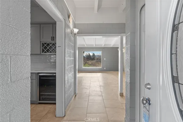 $439,999 | 13755 Lakota Road, Apple Valley, CA 92307