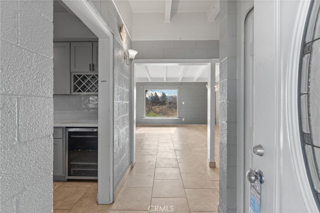 13755 Lakota Road Apple Valley, CA 92307 - Photo 5 of 21