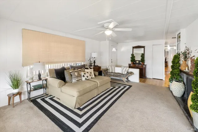 $213,500 | 55 Lemon Tree Circle, Vacaville, CA 95687