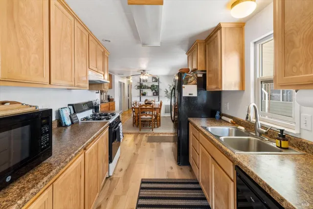 $213,500 | 55 Lemon Tree Circle, Vacaville, CA 95687