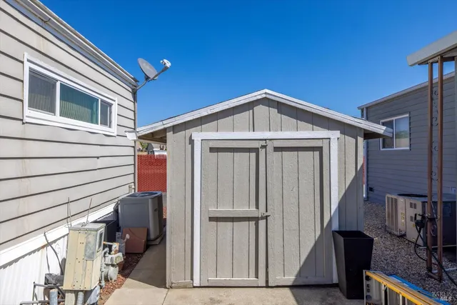 $213,500 | 55 Lemon Tree Circle, Vacaville, CA 95687