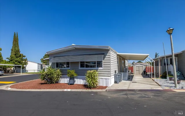 $213,500 | 55 Lemon Tree Circle, Vacaville, CA 95687