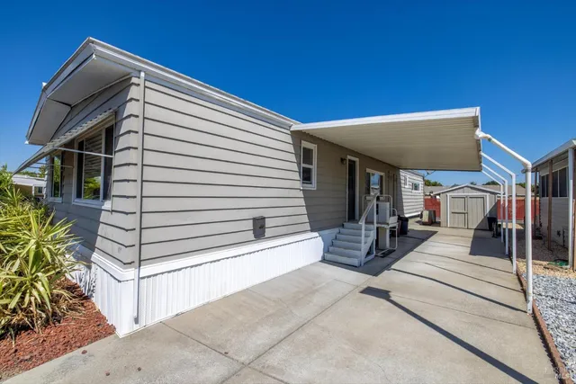 $213,500 | 55 Lemon Tree Circle, Vacaville, CA 95687