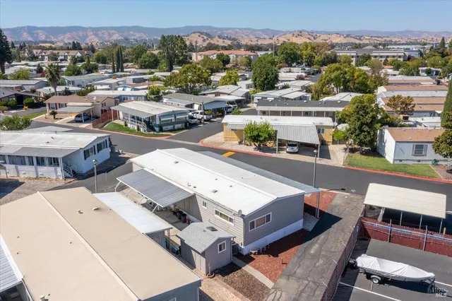 $213,500 | 55 Lemon Tree Circle, Vacaville, CA 95687