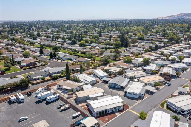 $213,500 | 55 Lemon Tree Circle, Vacaville, CA 95687