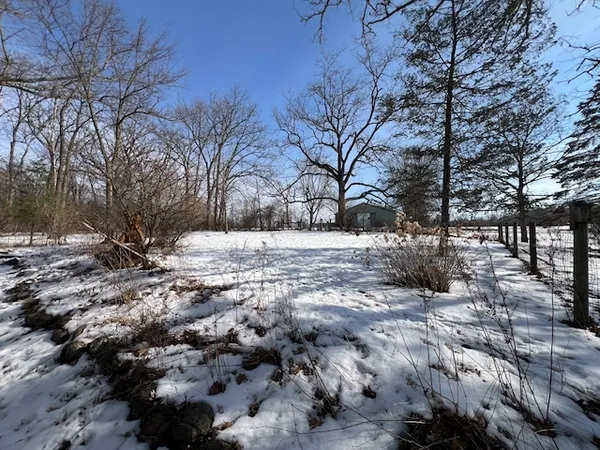 $2,200 | 20604 Collins Road, Marengo, IL 60152