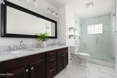 $1,998,900 | 5201 East Weldon Avenue, Phoenix, AZ 85018