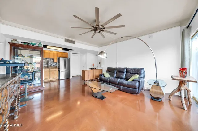 $149,900 | 4750 North Central Avenue, Unit A1, Phoenix, AZ 85012