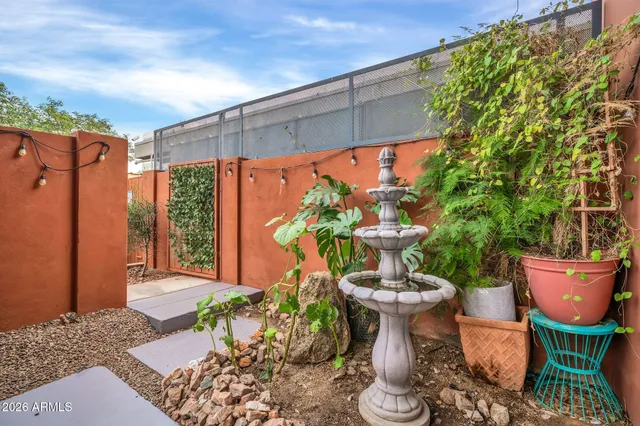 $149,900 | 4750 North Central Avenue, Unit A1, Phoenix, AZ 85012