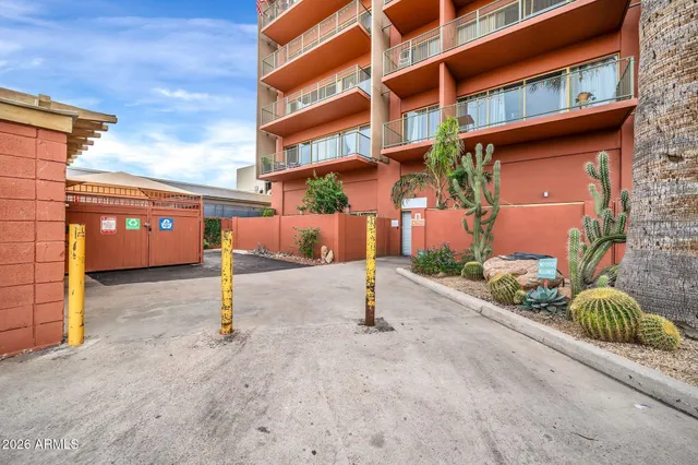 $149,900 | 4750 North Central Avenue, Unit A1, Phoenix, AZ 85012