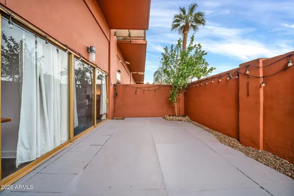 $127,900 | 4750 North Central Avenue, Unit A1, Phoenix, AZ 85012