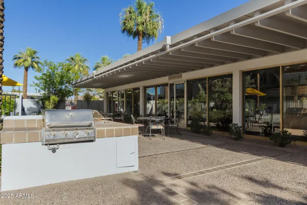 $127,900 | 4750 North Central Avenue, Unit A1, Phoenix, AZ 85012