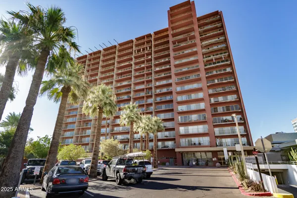 $127,900 | 4750 North Central Avenue, Unit A1, Phoenix, AZ 85012